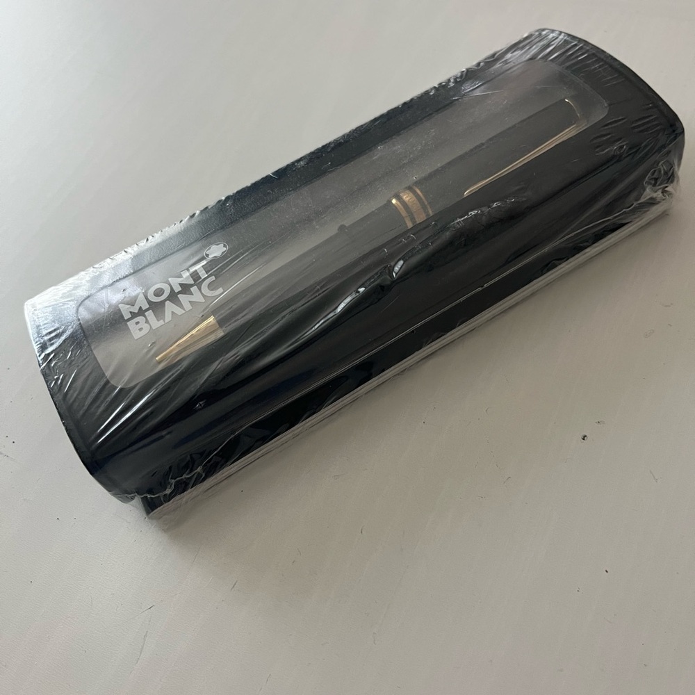 Montblanc Pen - Picture 10 of 11